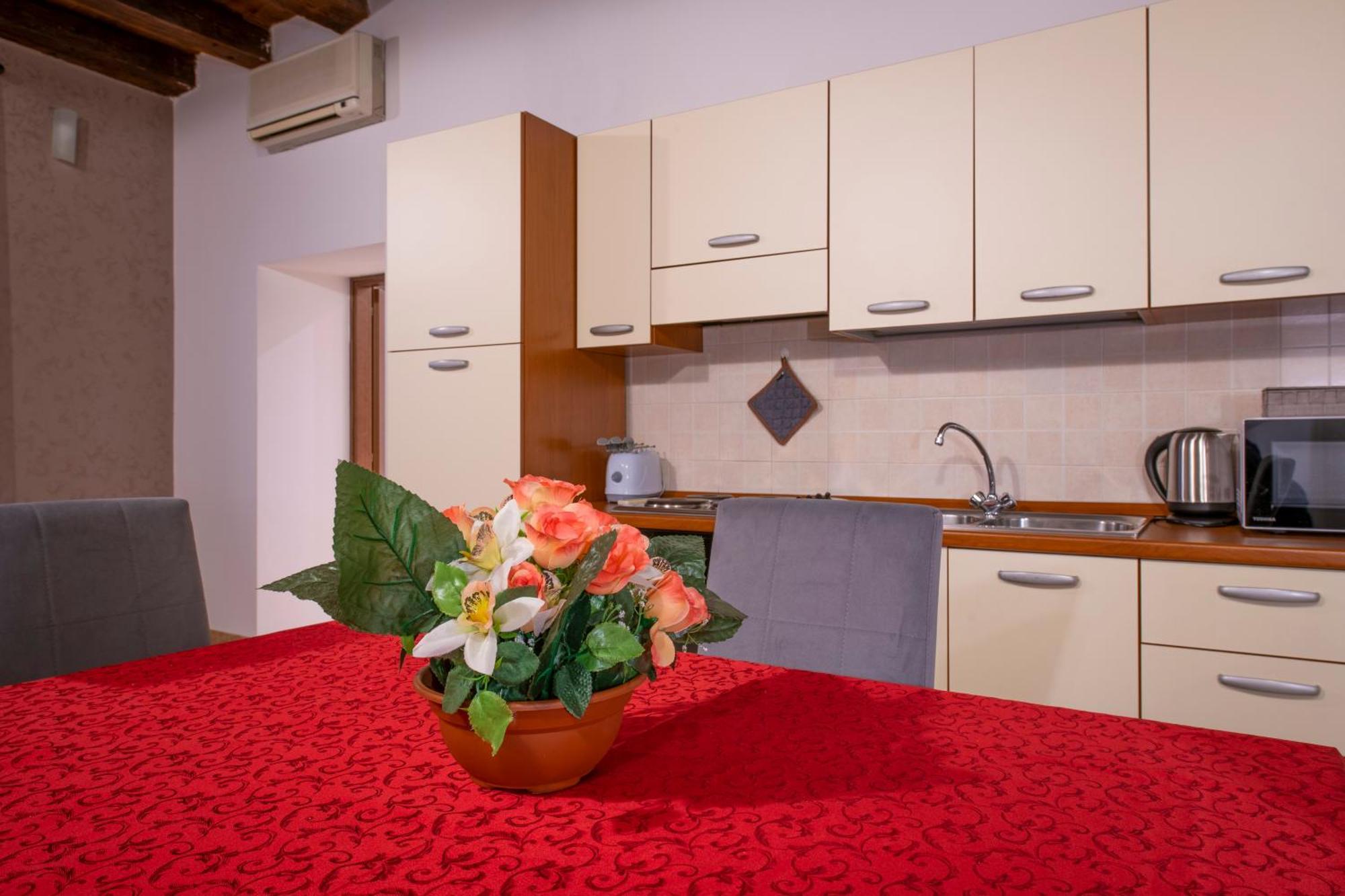 Palace Home Mazzini Verona Center 1 외부 사진